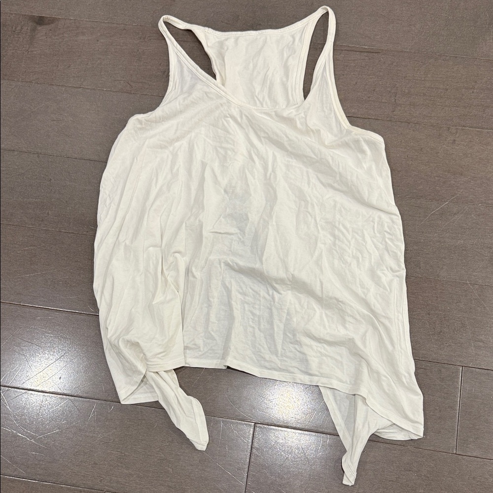 lululemon athletica white Tank Top, Sz 8 no tags, ties in back, good condition